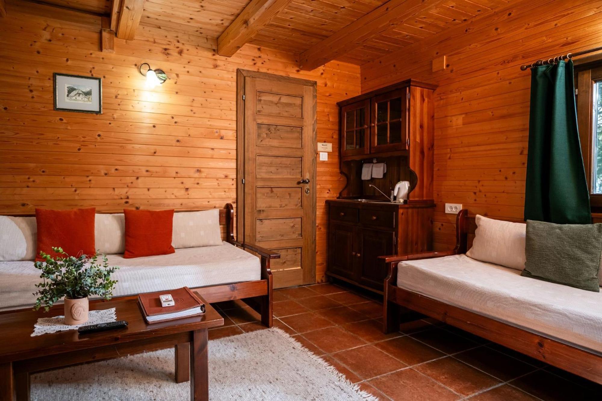 Pristava Village Park za odmor Lepena