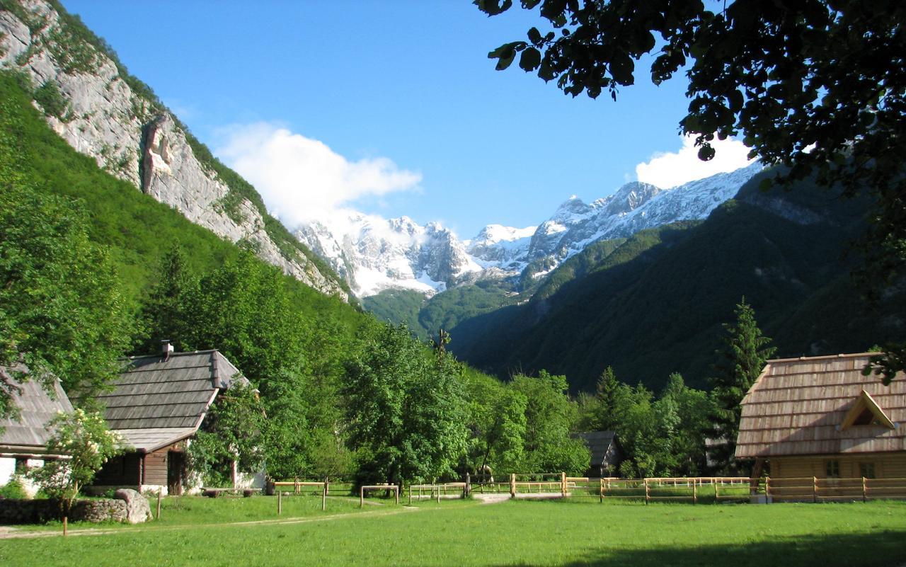 Park za odmor Pristava Village 4*