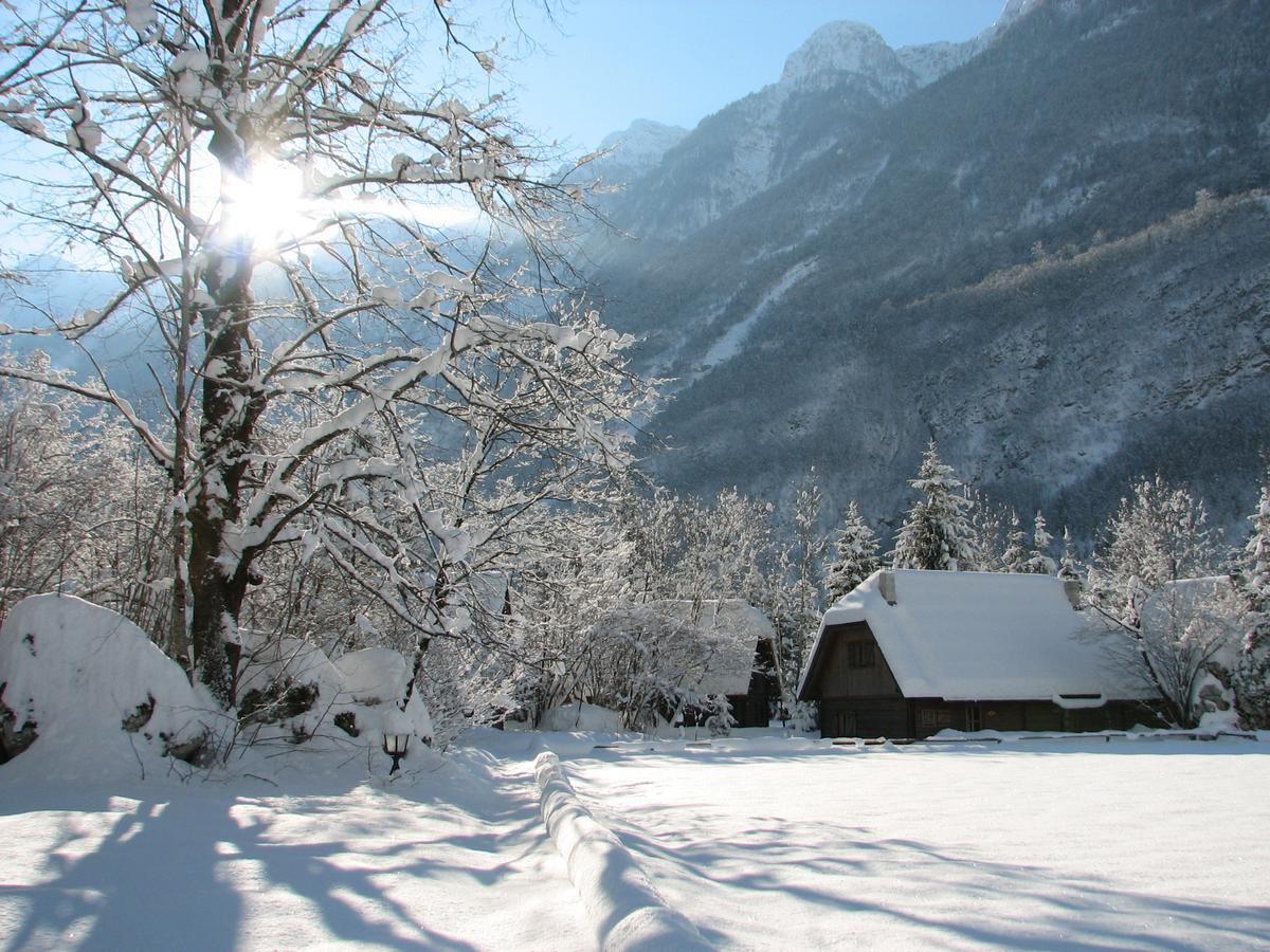 Pristava Village Park za odmor 4*